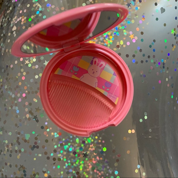 Vintage Sanrio Bunny Compact Mirror - Picture 2 of 3